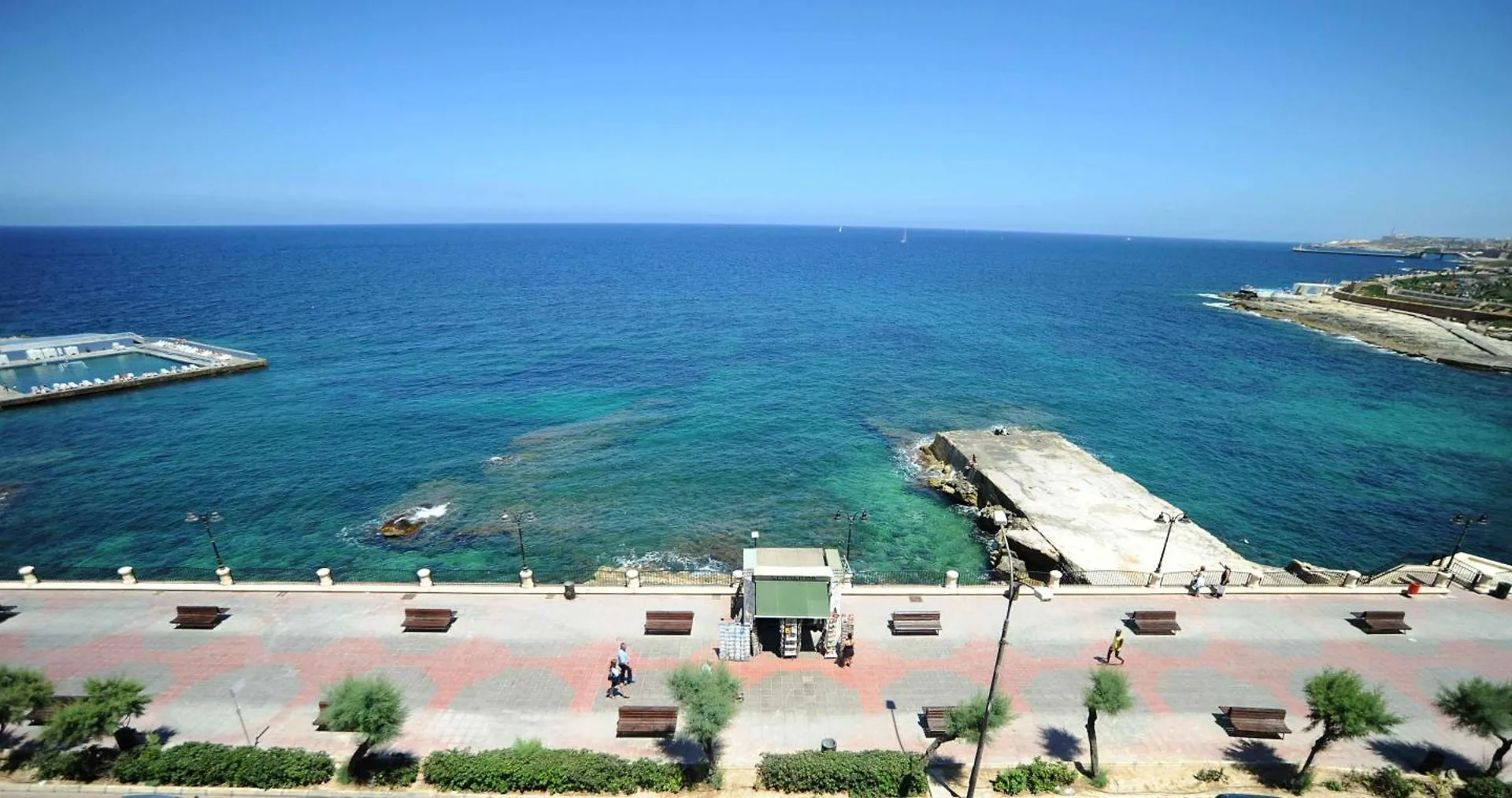 Sliema Chalet Hotel 3*,