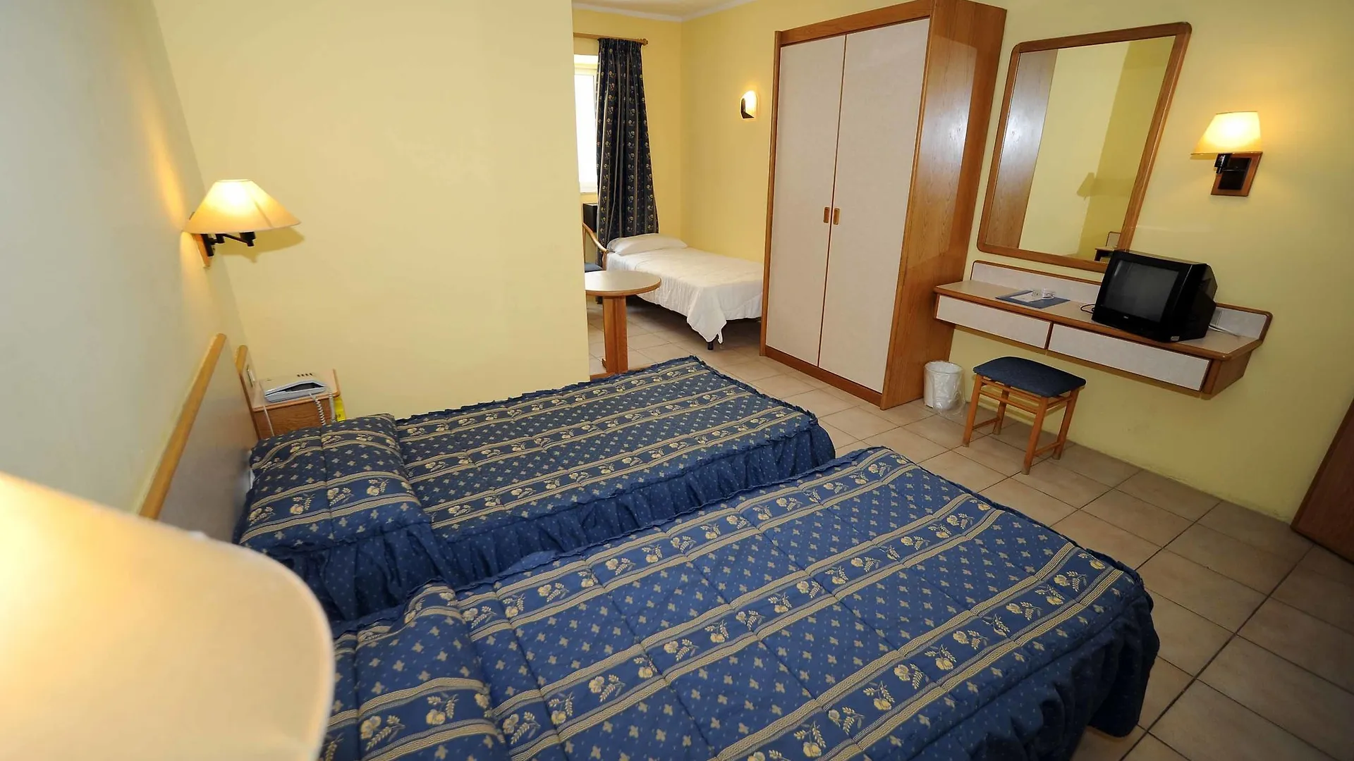 Sliema Chalet Hotel