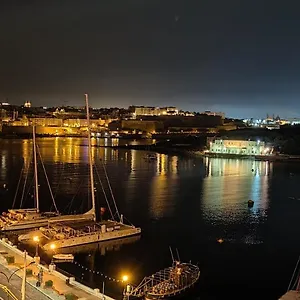 Otel Marina, Sliema